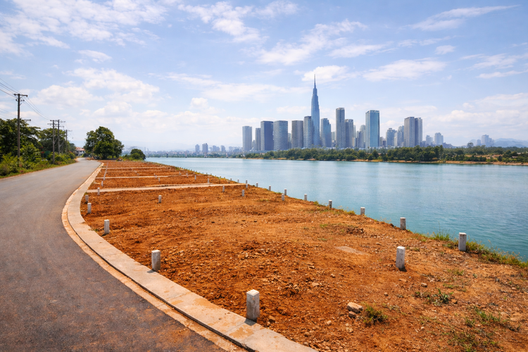 Chiến lược đầu tư bất động sản cho người ít vốn năm 2026: Tư duy đúng, đi chậm mà chắc