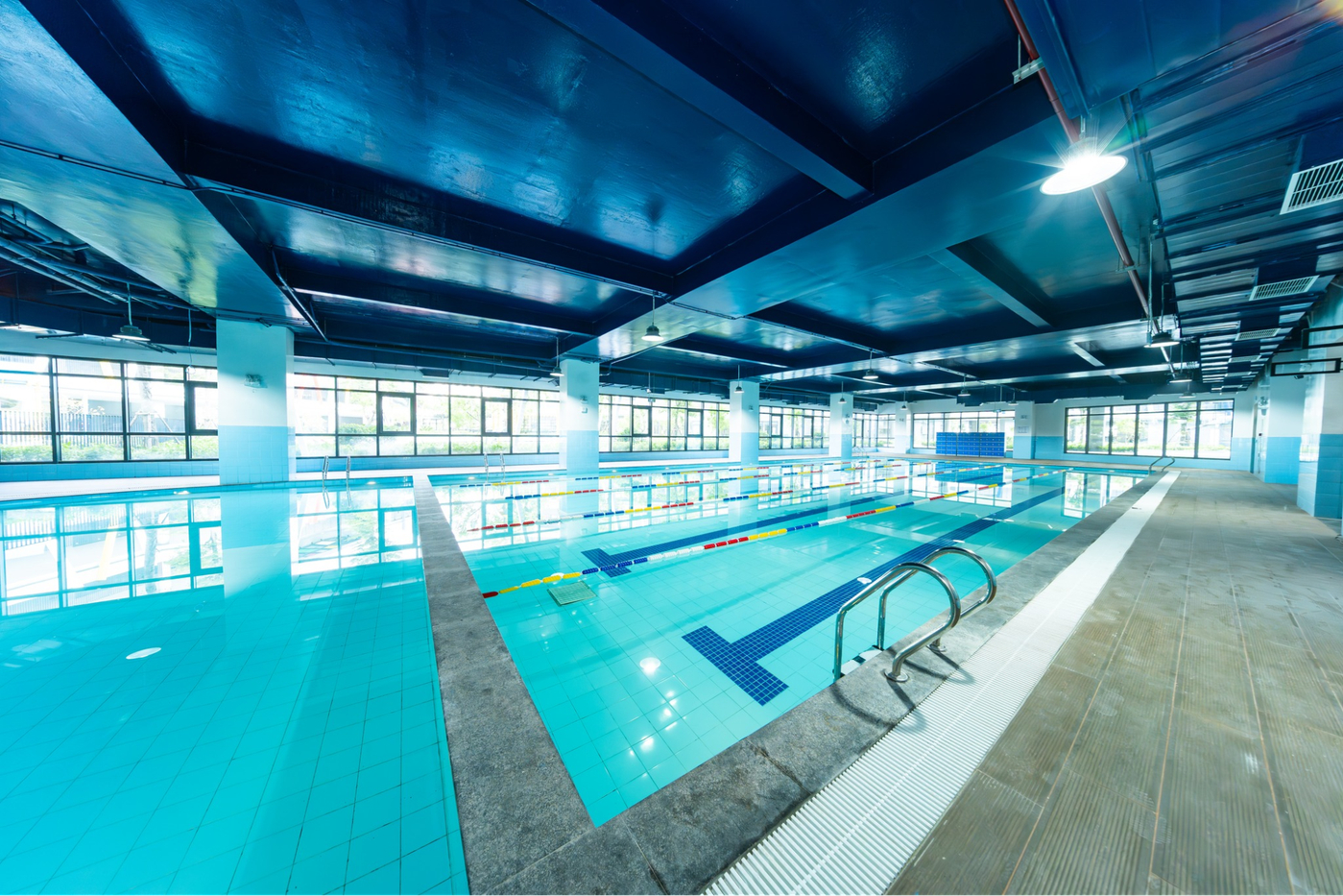 Bể bơi 4 mùa: Đáp ứng nhu cầu bơi lội và thể dục thể thao của học sinh.