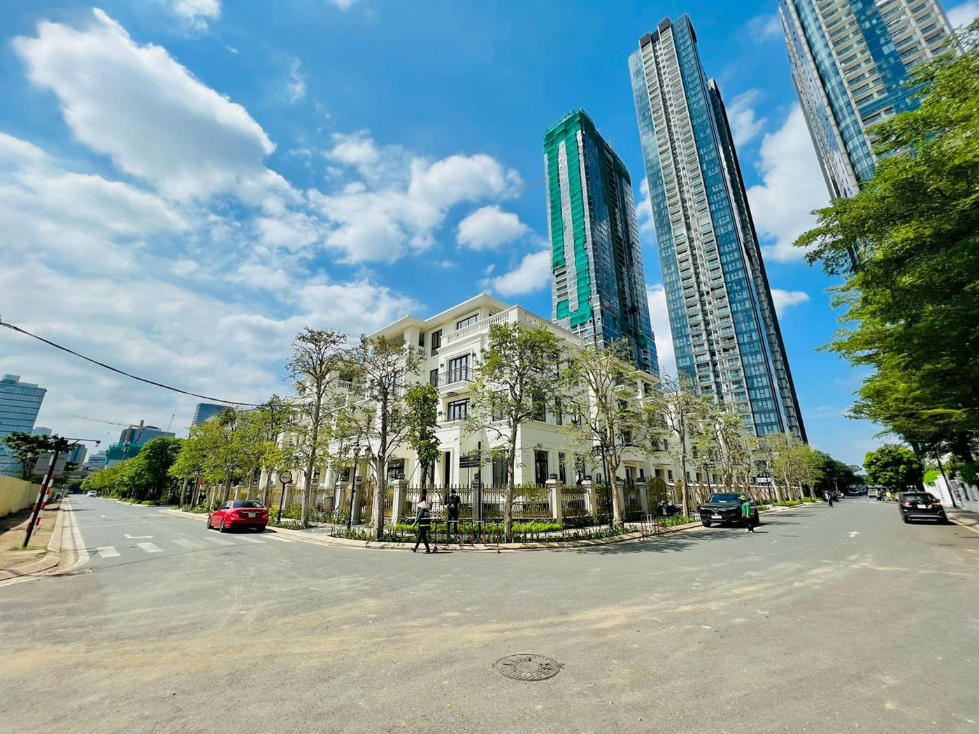 Hình ảnh thự tế khu biệt thự Bason The Victoria Vinhomes Golden River tại phường Bến Nghé, Quận 1.