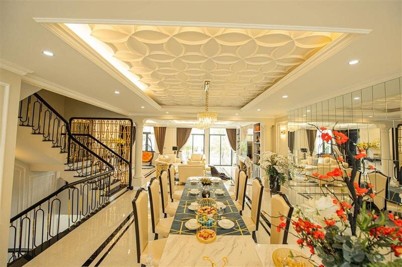 Nhà mẫu Vincom Shophouse Royal Park