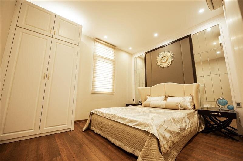 Nhà mẫu Vincom Shophouse Royal Park