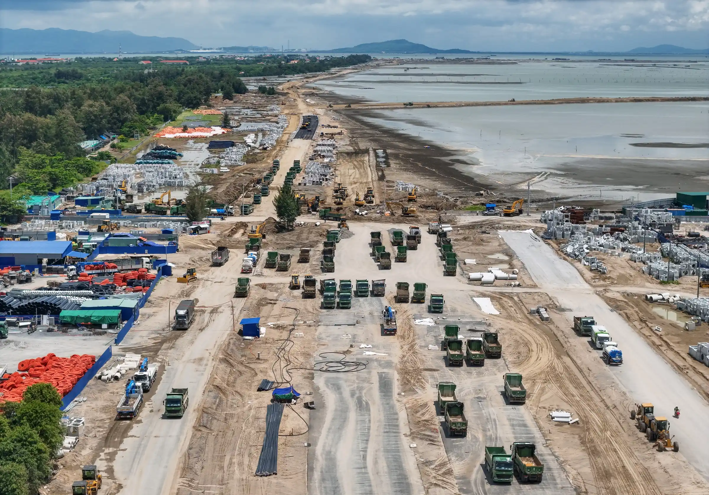 Tiến độ xây dựng dự án khu lấn biển Cần Giờ (Ảnh chụp ngày 24/10/2025)